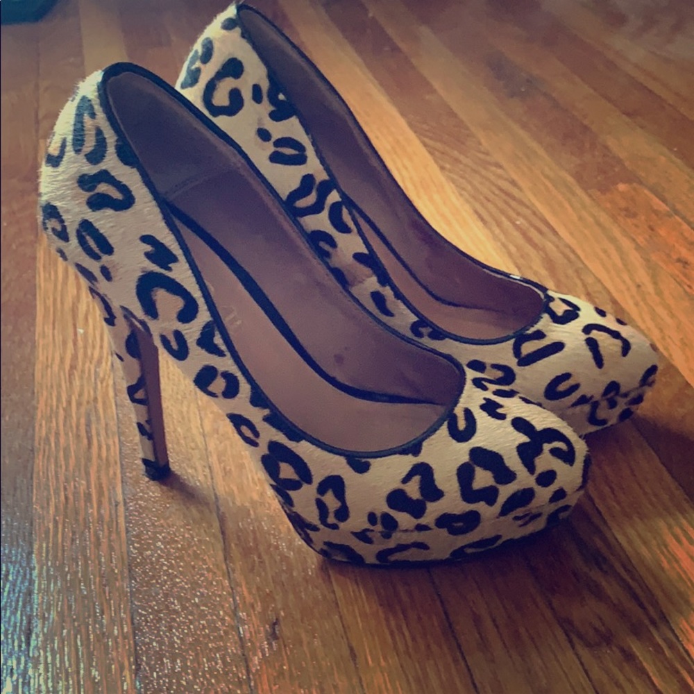 Aldo Calf hair leopard print size 7